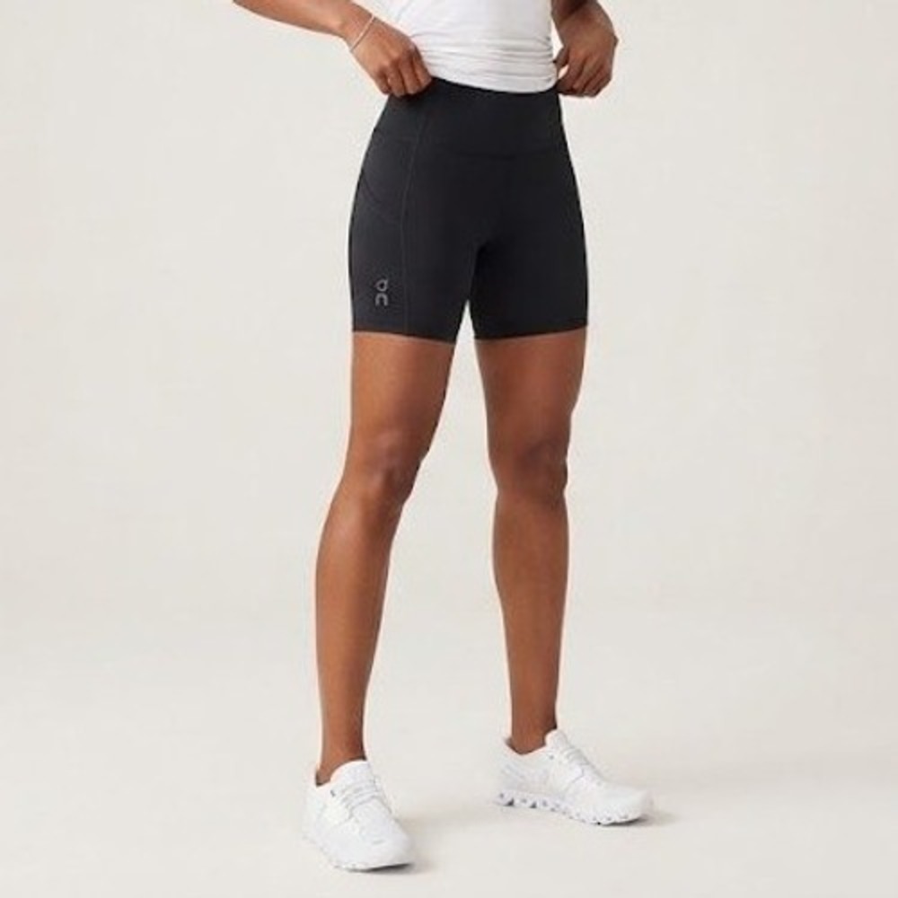 On Running Movement Tights Short Womens M Black Excellent High Rise Biker Shorts